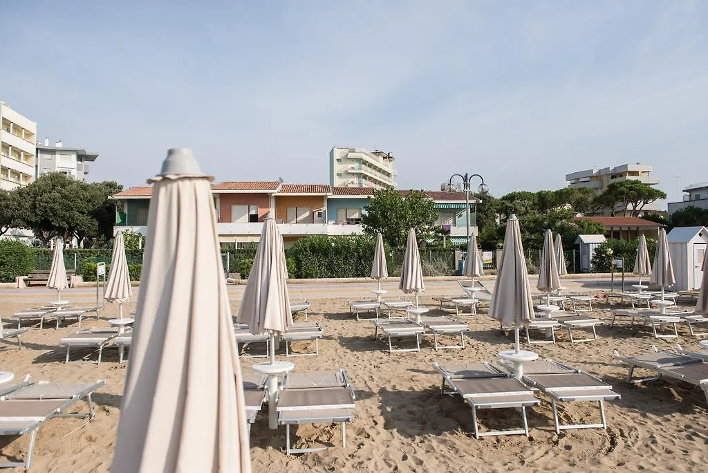 Jesolo Sea Front Garden Apartment Casa vacanze Lido di Jesolo